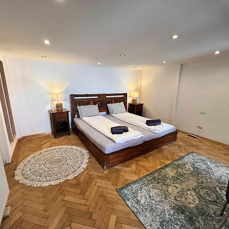 Cedar Inn Budapest - Palace District Экстерьер фото