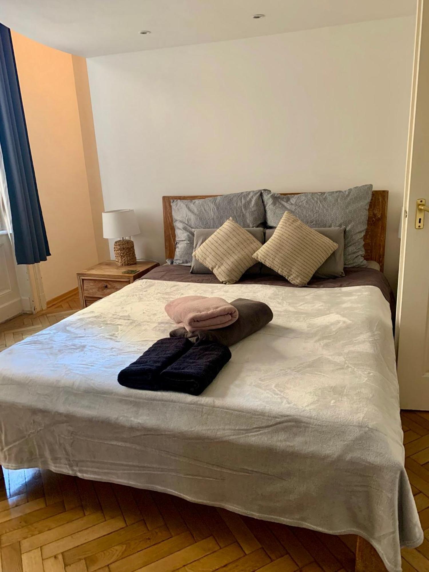 Cedar Inn Budapest - Palace District Экстерьер фото