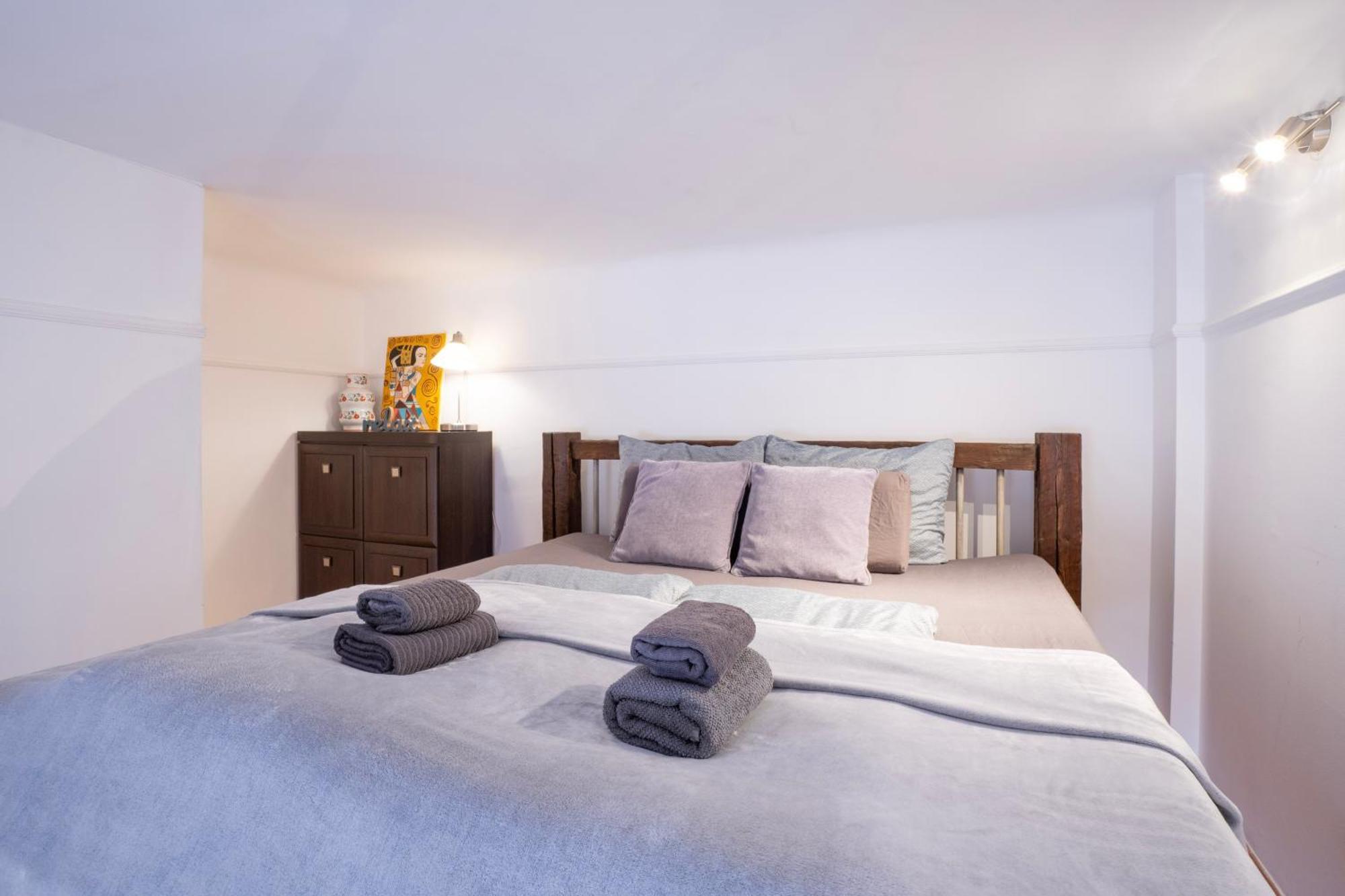 Cedar Inn Budapest - Palace District Экстерьер фото