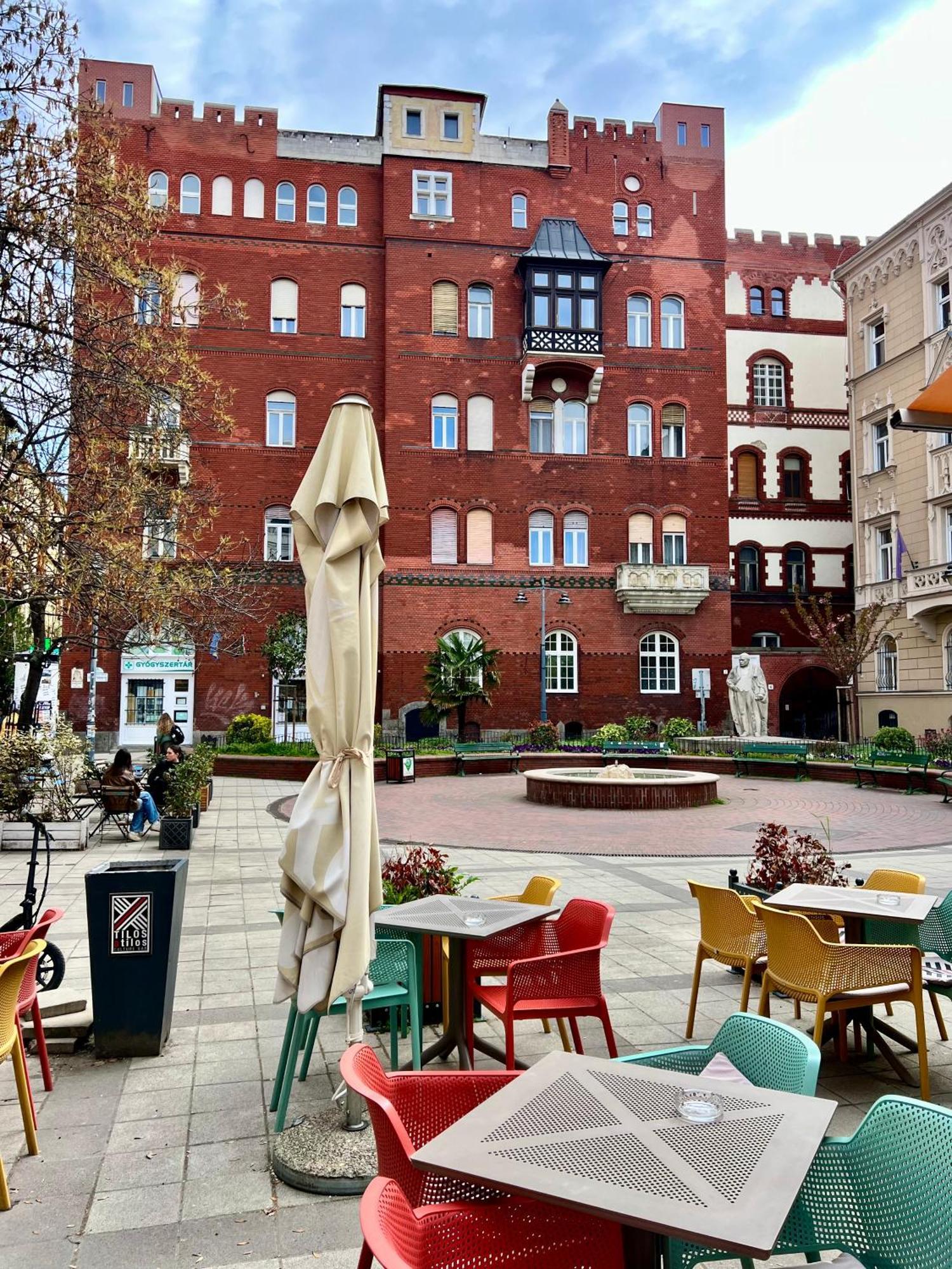 Cedar Inn Budapest - Palace District Экстерьер фото